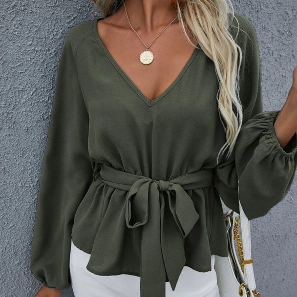 Tops - Boho Olive Minimalist Peplum Blouse